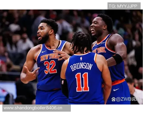 尼克斯全员发力半场领先黄蜂25分哈特表现出色三球状态低迷